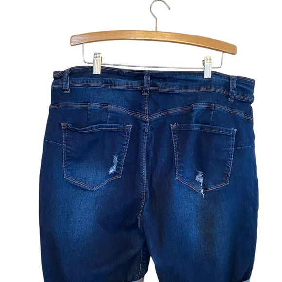 Sandpiper Destressed Denim Shorts Sz. 22 - Picture 2 of 5